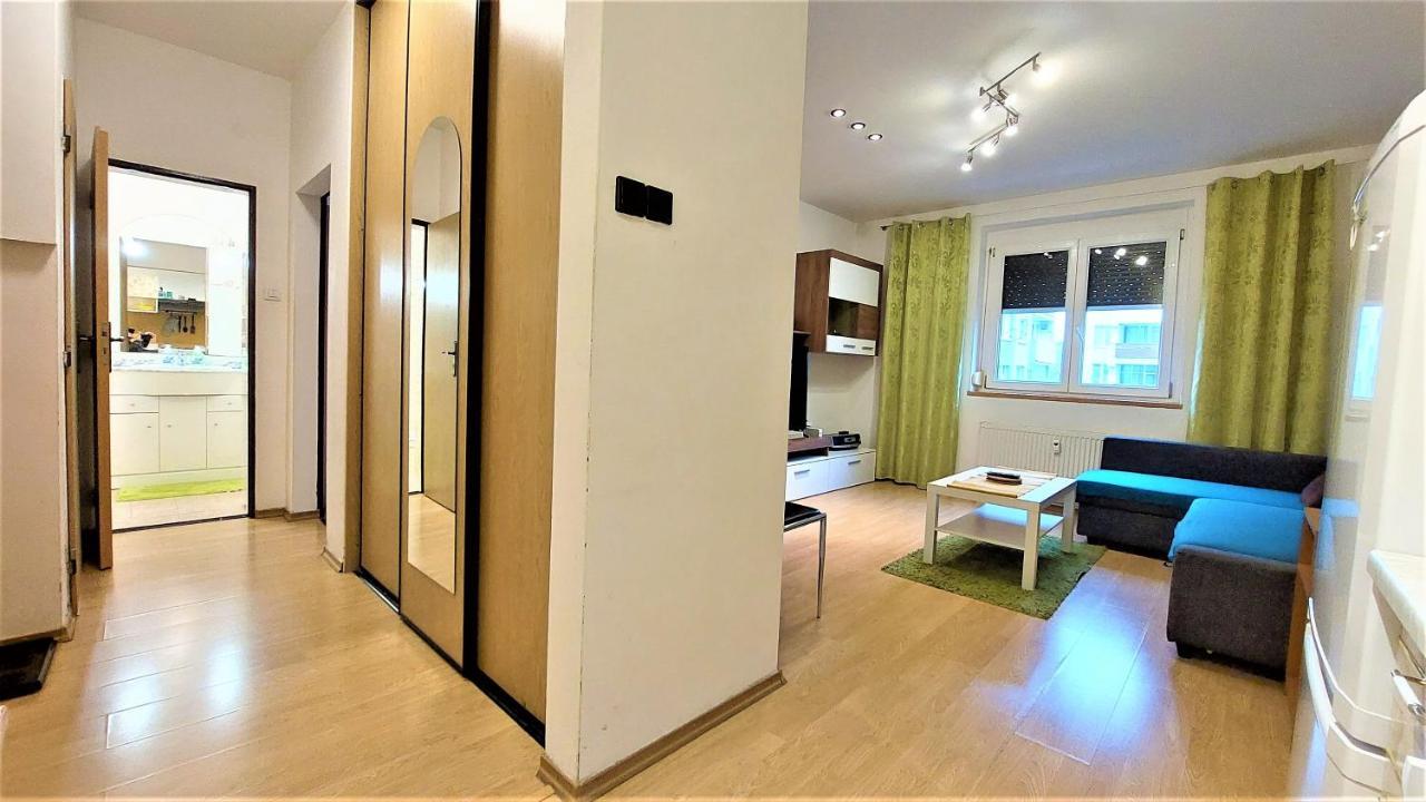 "Like A Home" Apartment Bratislava Exterior foto